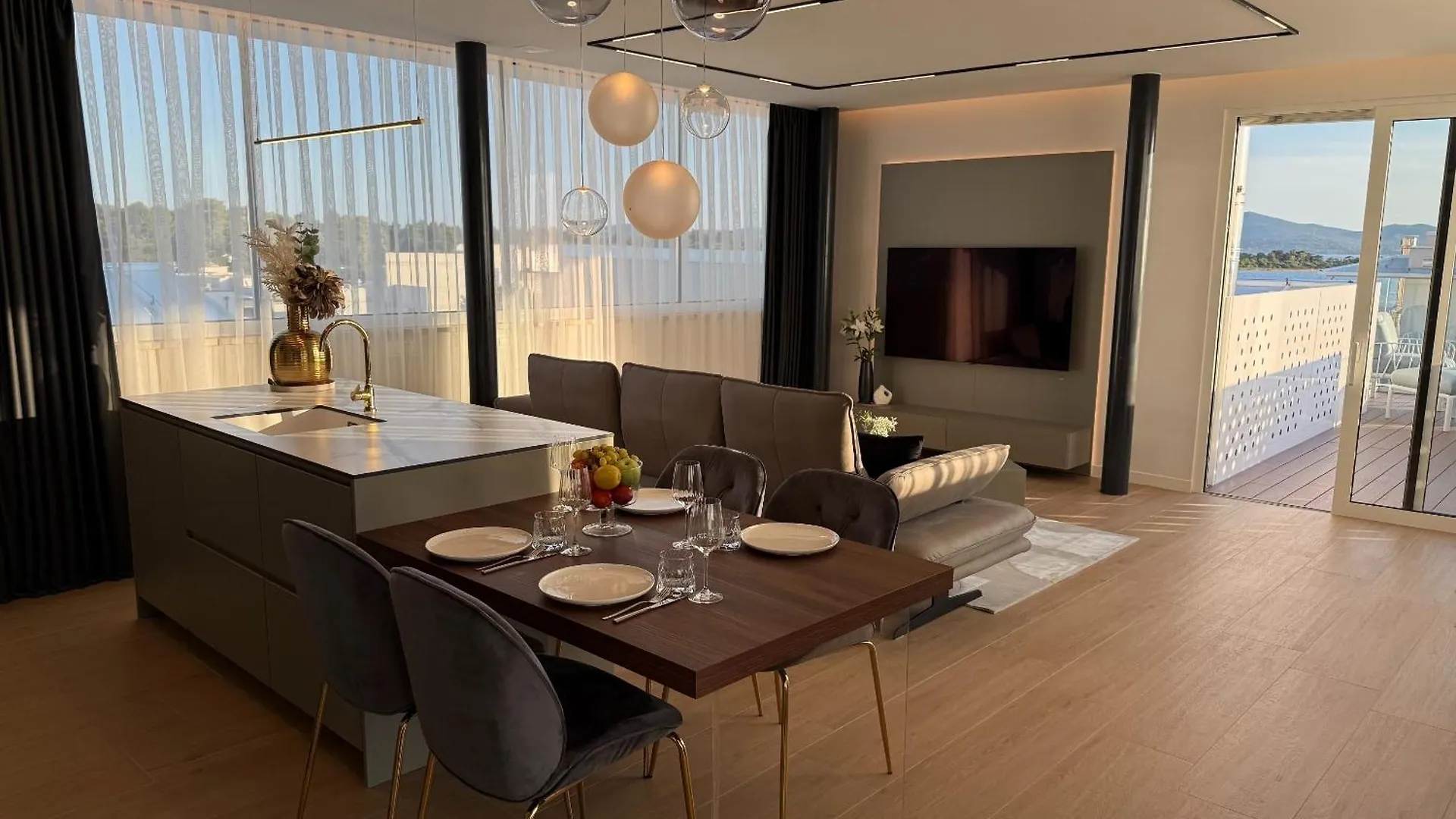 Daire Dedaj Resort - Penthouse Auri Zadar